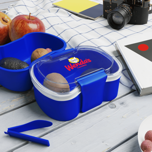 wavescribble lunchbox with text Wenda's lunchbox